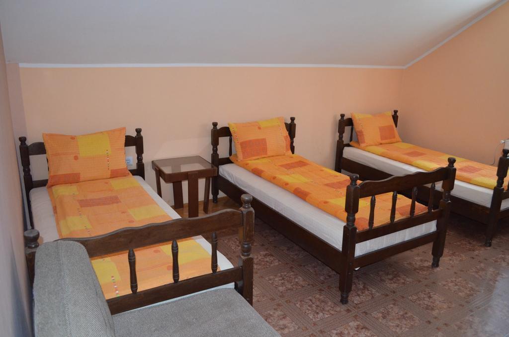 Smestaj - Sobe Marvel Ni Habitación foto