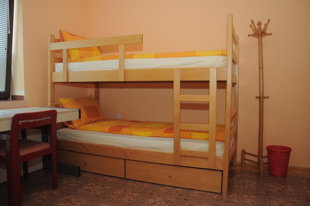 Smestaj - Sobe Marvel Ni Habitación foto